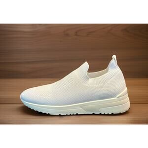 Urban Sport By J/SLIDES Golic White Knit Sneakers Slip On NIB Women’s Sz 7M